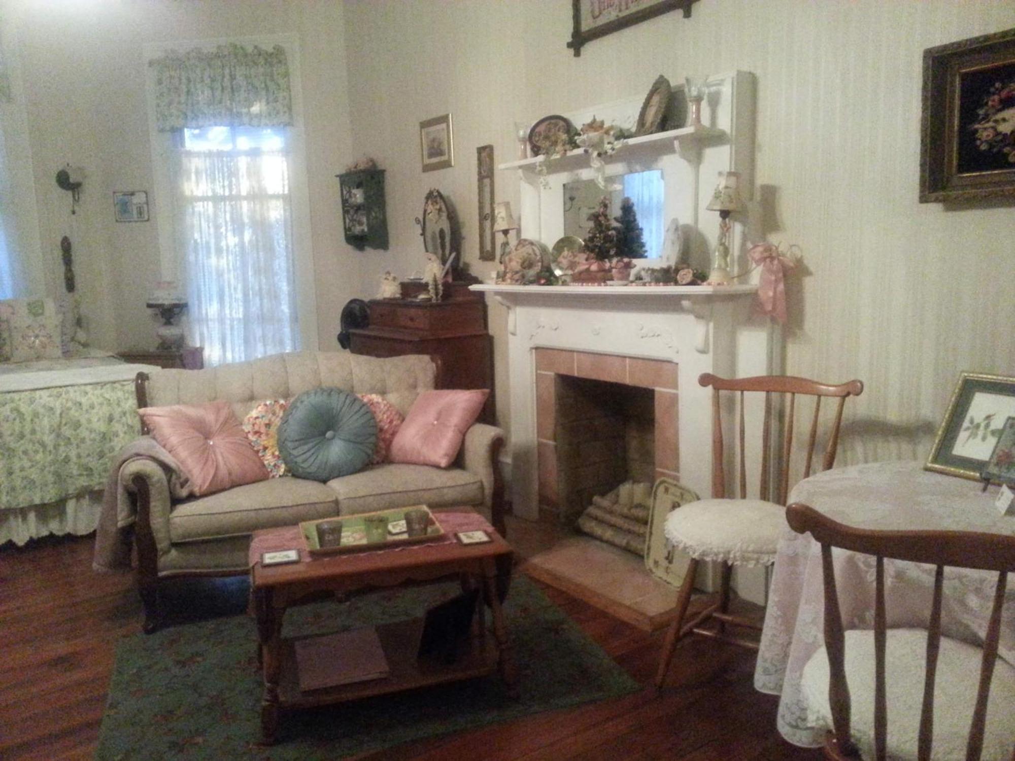 Holly House Of Hamilton Bed & Breakfast Ruang foto